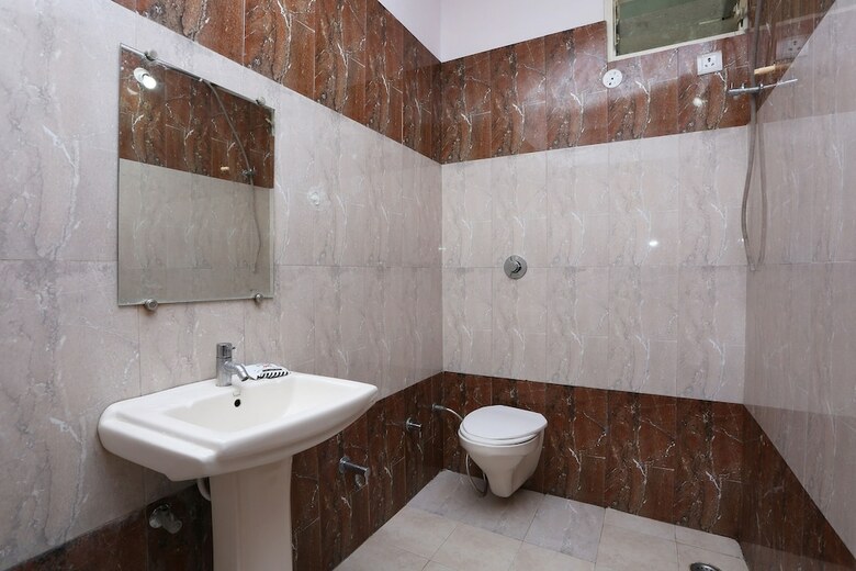 Oyo 7828 Hotel Saket
