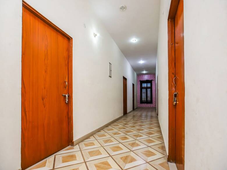 Oyo 19456 Hotel Shagun Palace