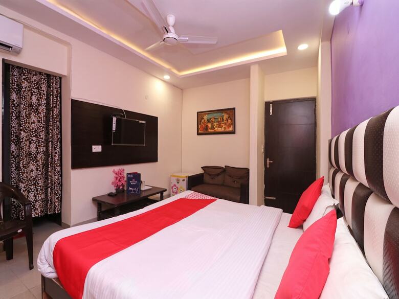 Hotel Oyo 26869 Taj View Pent House