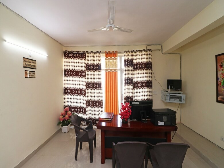 Hotel Oyo 26869 Taj View Pent House