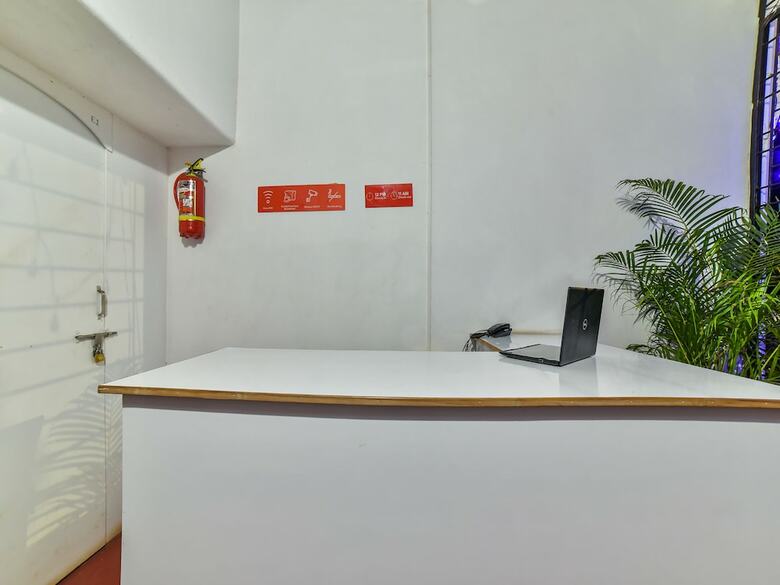 Apartamentos Oyo 28305 Sunset Holiday Homes
