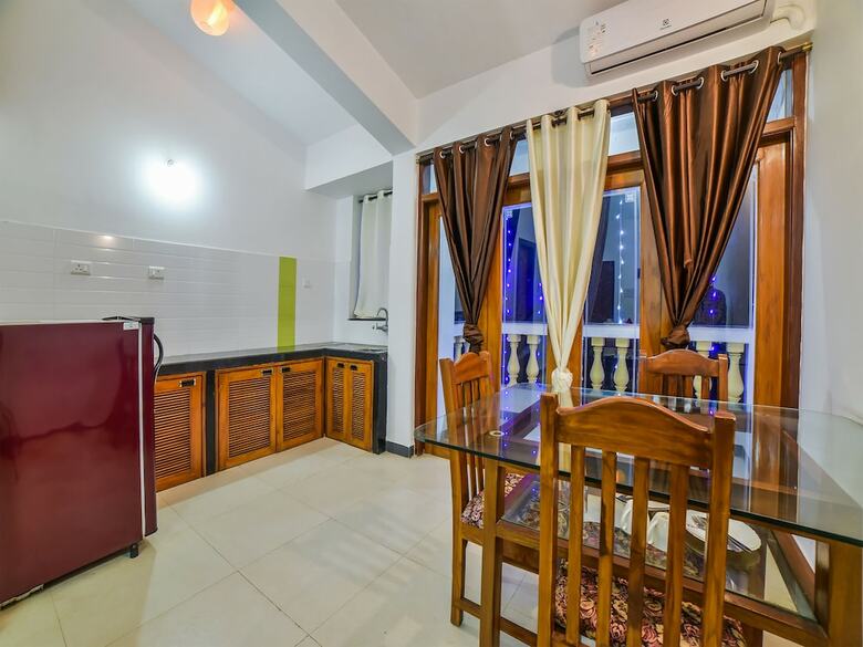 Apartamentos Oyo 28305 Sunset Holiday Homes