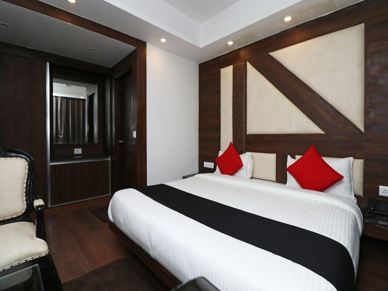 Hotel Capital O 26634 Grand Sm Regency