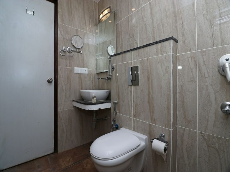 Hotel Capital O 26634 Grand Sm Regency