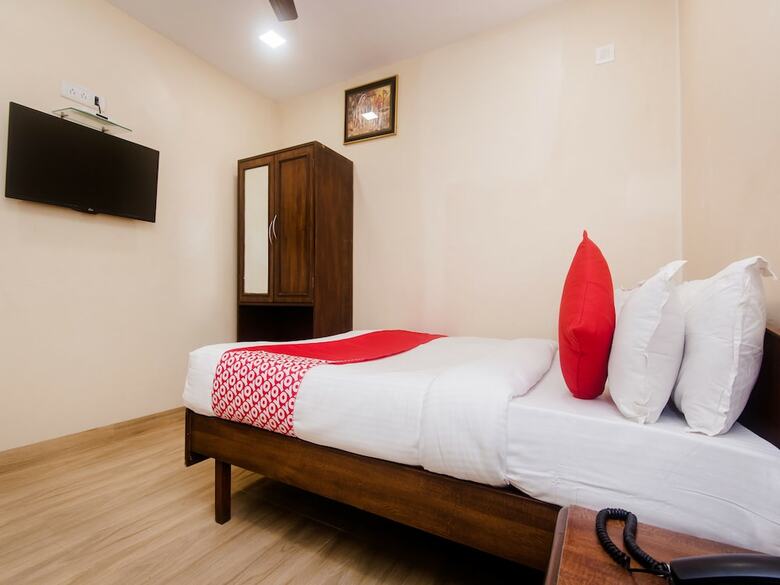 Hotel Oyo 19841 Shivar Guest House