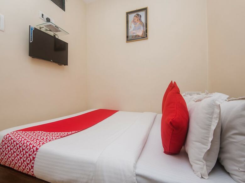 Hotel Oyo 19841 Shivar Guest House