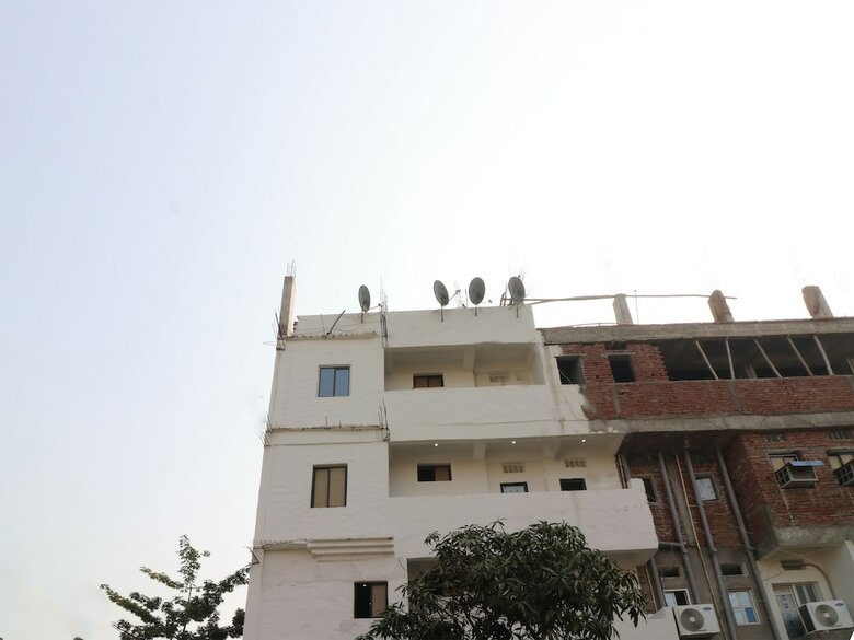Hotel Oyo 27078 Nunu International