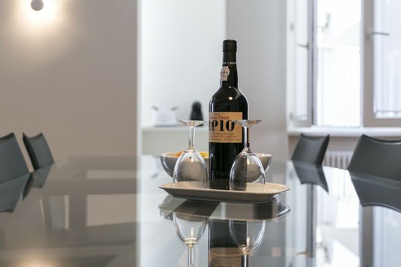 Koru Central Downtown Design Apartment
