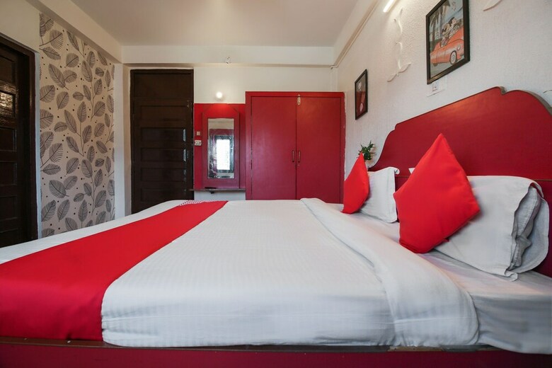Oyo 22884 Hotel Shingar