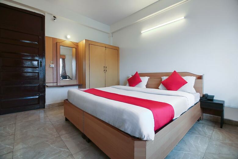 Oyo 22884 Hotel Shingar