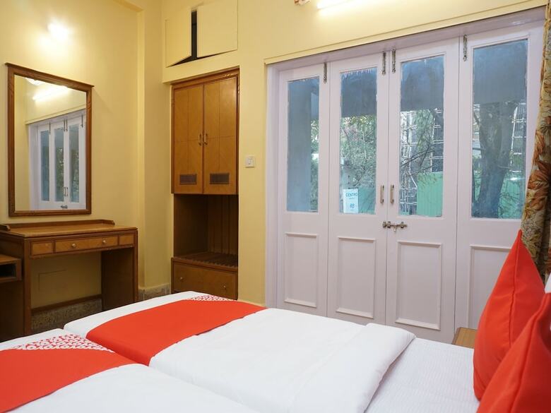 Oyo 22312 Hotel Nandanvan