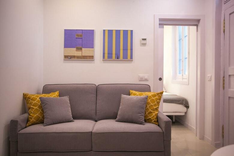 Apartamentos Gran Central Suites