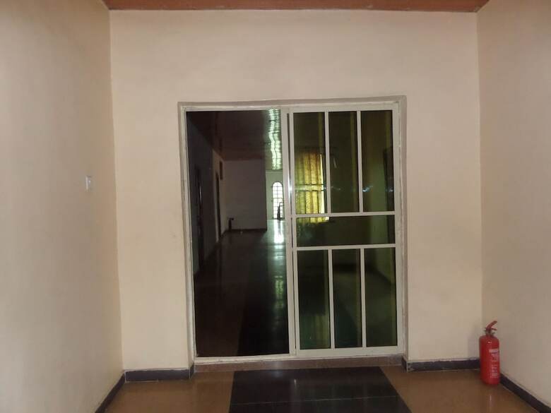 China Hotel And Suites