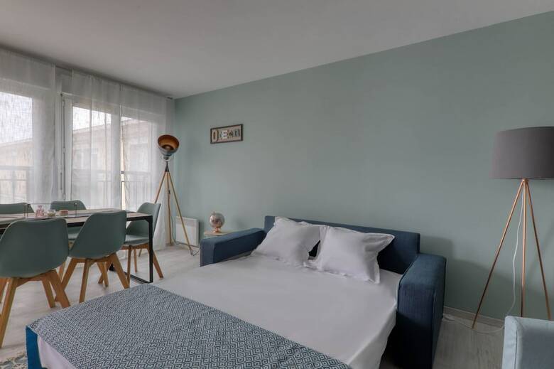 Victoria Apartment