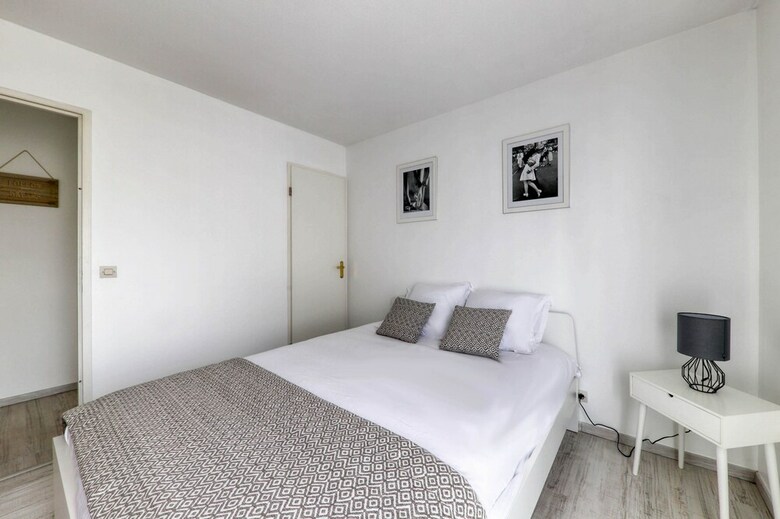 Victoria Apartment