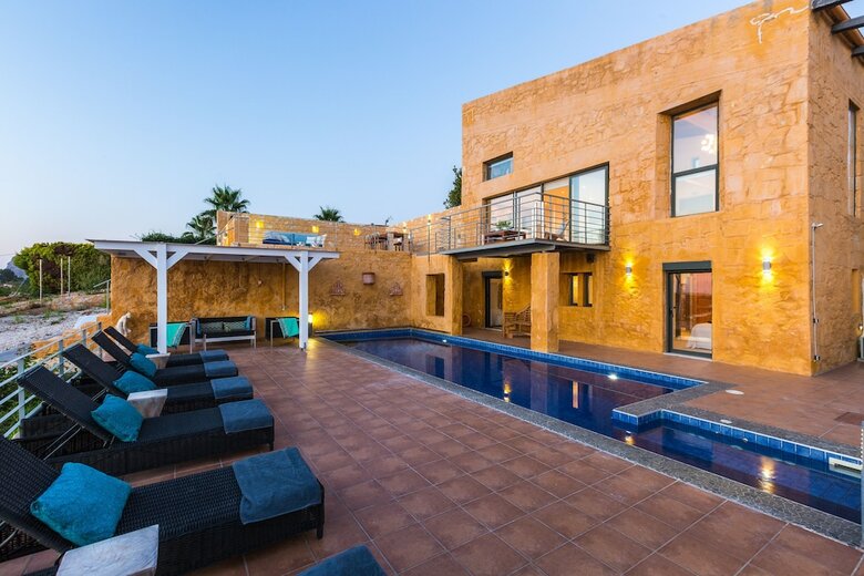 Yellow Dream Villas