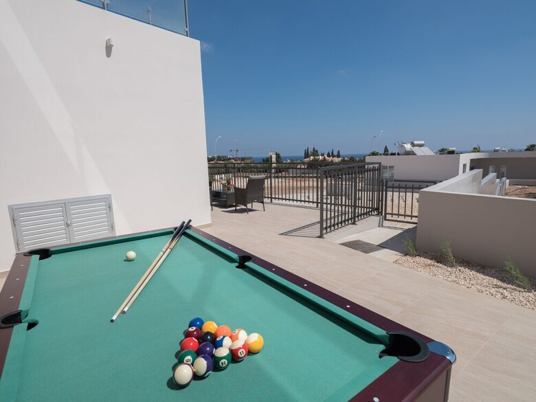 Polymnia Villa 490b