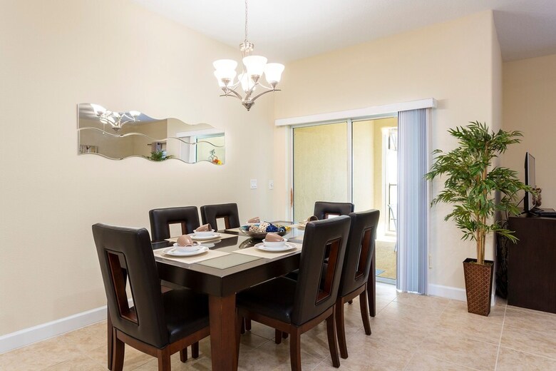 Wonderful Vacation Townhouse With Pool Sl4893