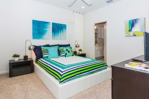 Dream Vacation Home 15 Min To Disney Bv577