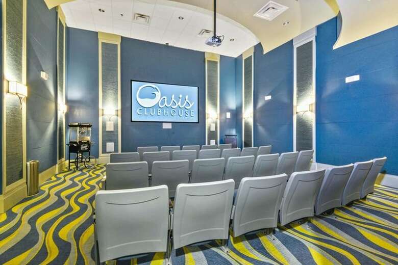 Modern Star Wars Vacation Home Cg1593
