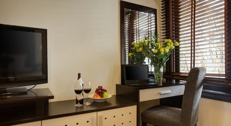 Rising Dragon Palace Hotel