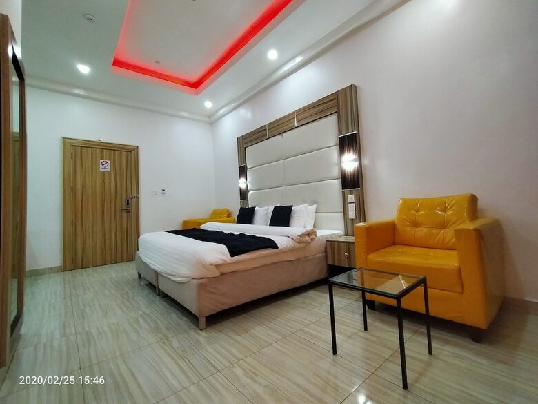 Hotel Dalchifit Suites