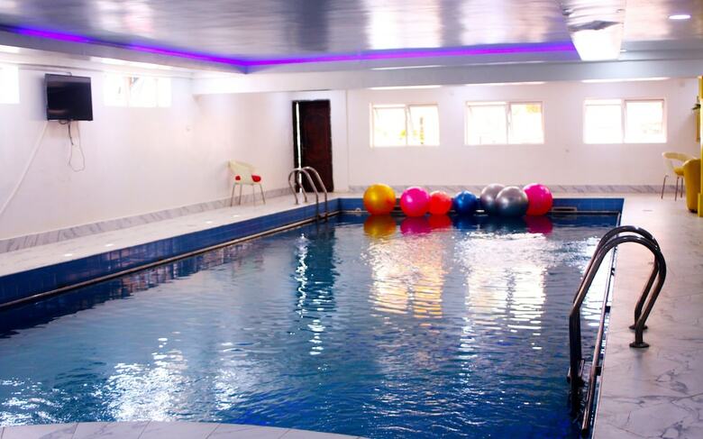 Hotel Dalchifit Suites