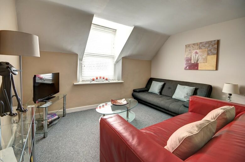 Walkers Court 3 Bedroom Apartment