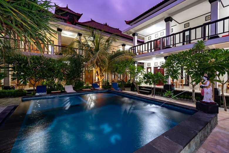Hotel Mega Cahya Bungalow