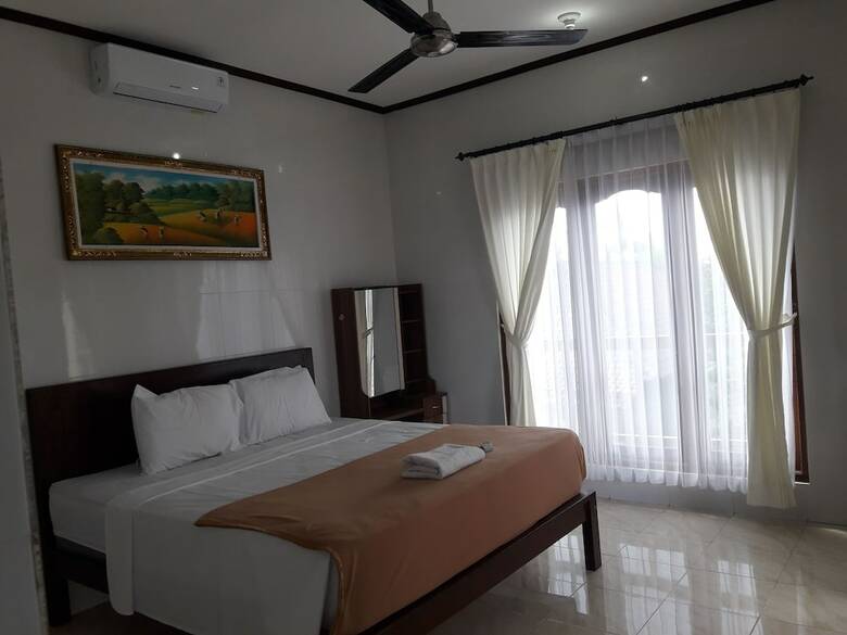 Hotel Mega Cahya Bungalow