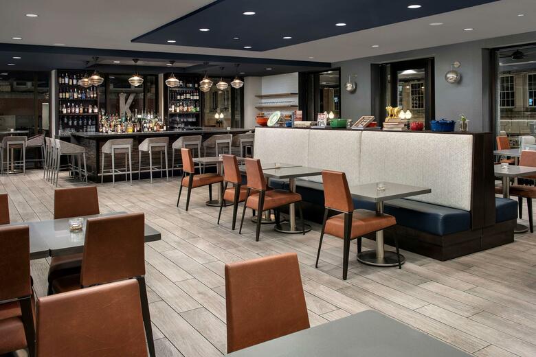Hotel Embassy Suites By Hilton Knoxville Downtown