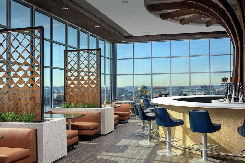 Hotel Embassy Suites By Hilton Knoxville Downtown