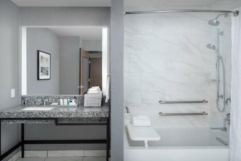 Hotel Embassy Suites By Hilton Knoxville Downtown