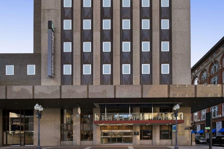 Hotel Embassy Suites By Hilton Knoxville Downtown