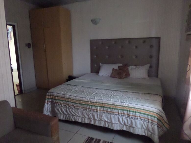 Keblat Hotel  Suites