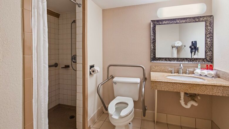 Surestay Plus Hotel By Best Western Jacksonville