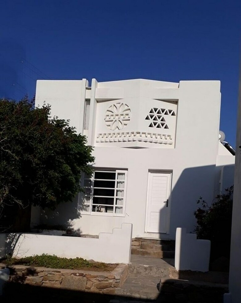 Antoninis Village Complex