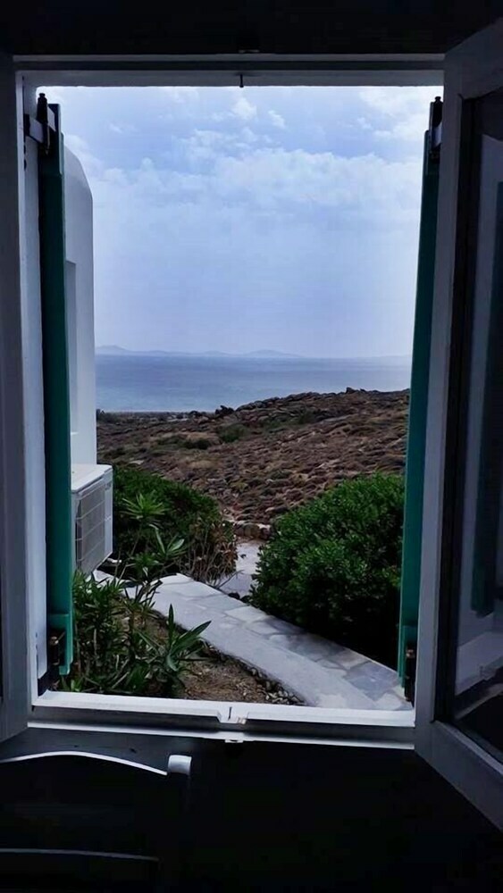 Antoninis Village Complex
