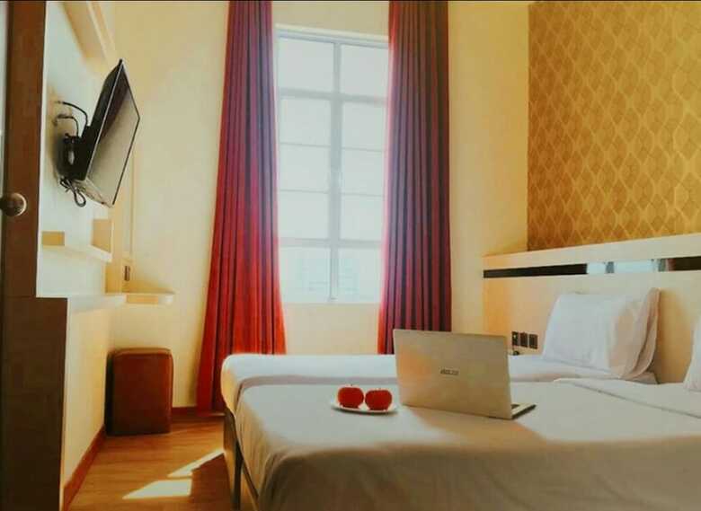 Blitz Hotel Batam Centre