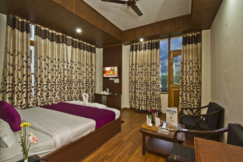 Hotel Manali Mountain Regency