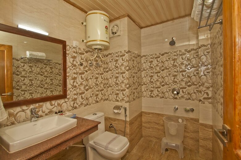 Hotel Manali Mountain Regency