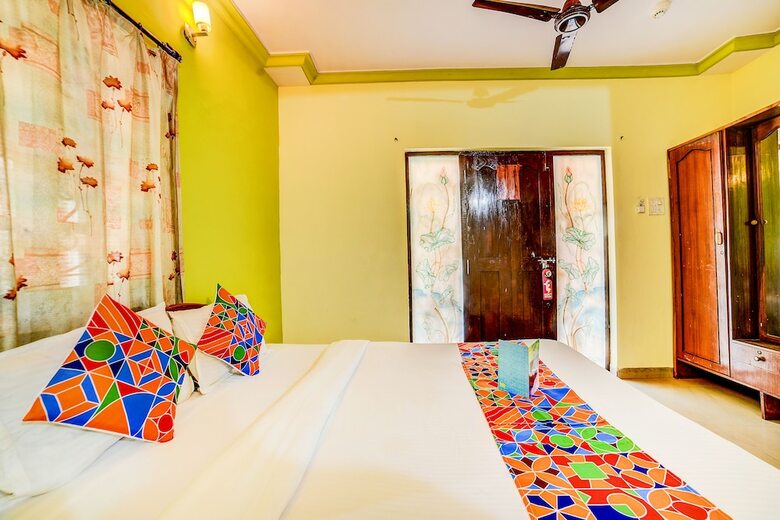 Hotel Fabexpress Purushottam Residency