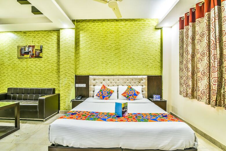Fabhotel Kingston