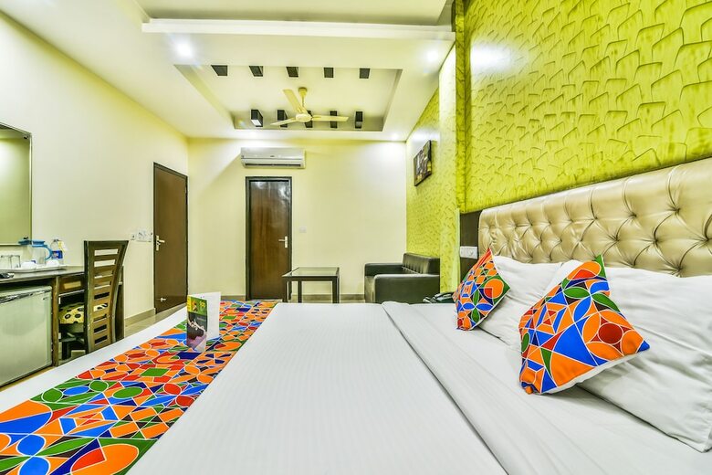 Fabhotel Kingston