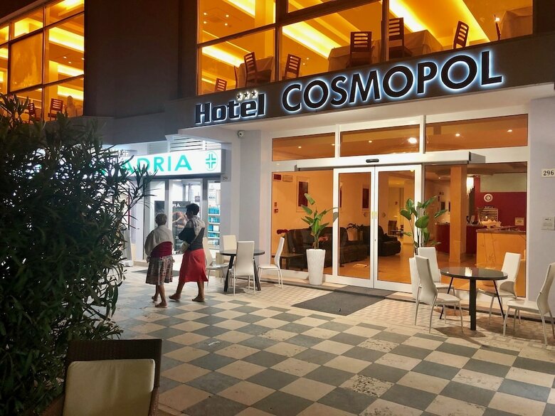 Cosmopol Hotel