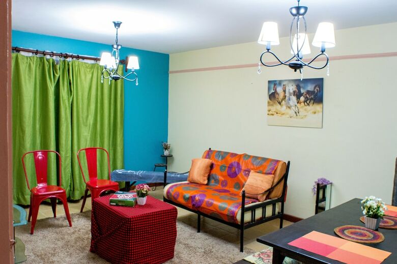Hostal Naisula Place - Hostel