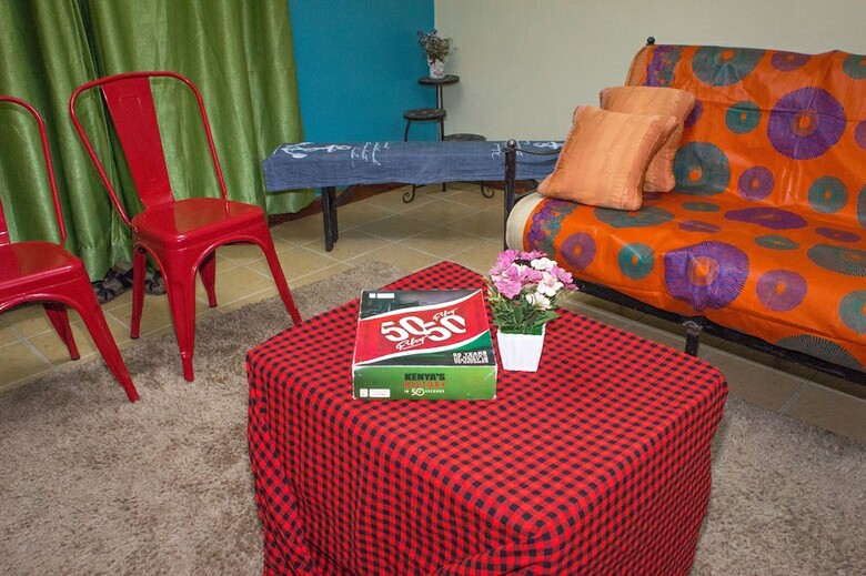 Hostal Naisula Place - Hostel