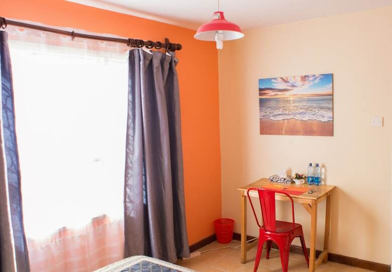 Hostal Naisula Place - Hostel
