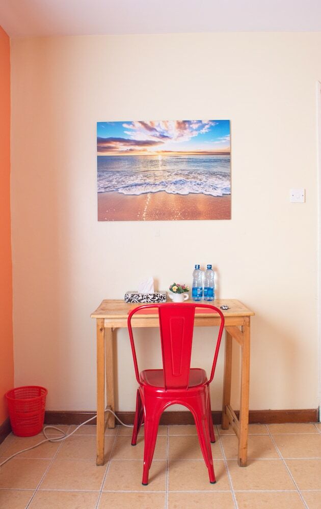 Hostal Naisula Place - Hostel