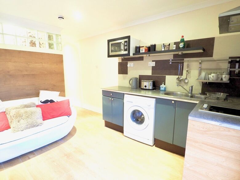 Apartamentos House176